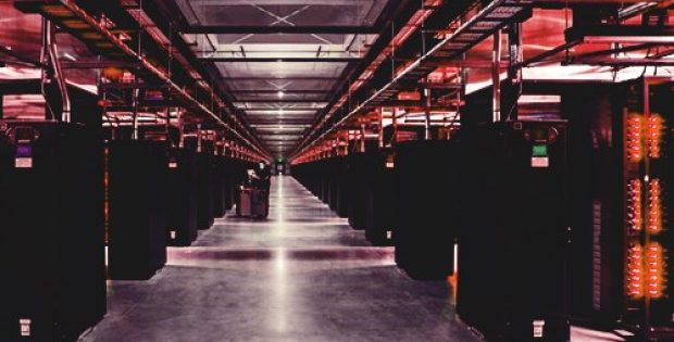 facebook powers data center solar energy